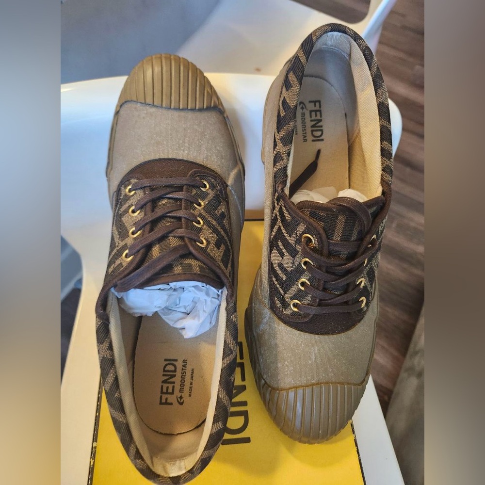 COPY - COPY - Brand new Fendi Moonstar for men size 44